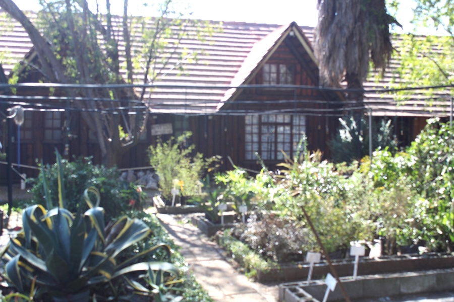 Commercial Property for Sale in Lindequesdrif North West